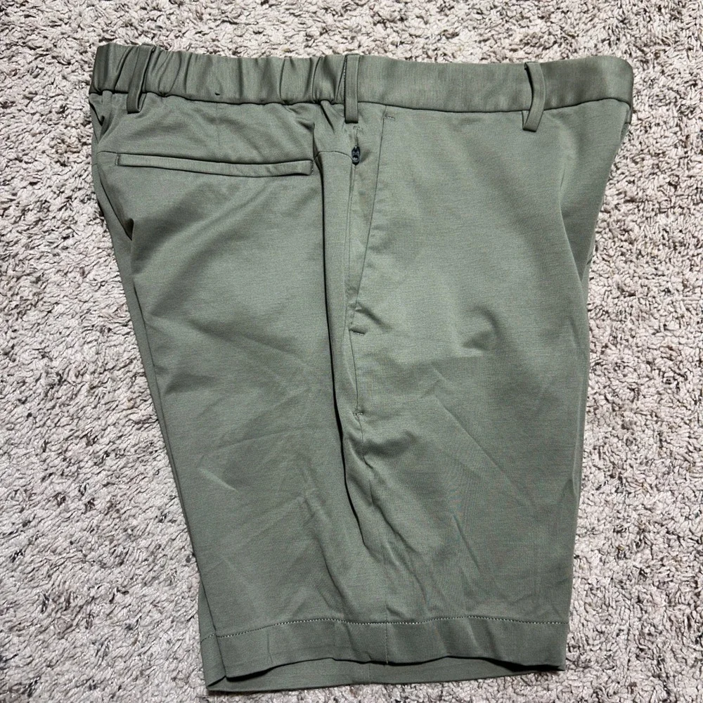 Banana‎ Republic Luxe City Shorts 33 Olive Green Stretch Tech Drawstring Pockets